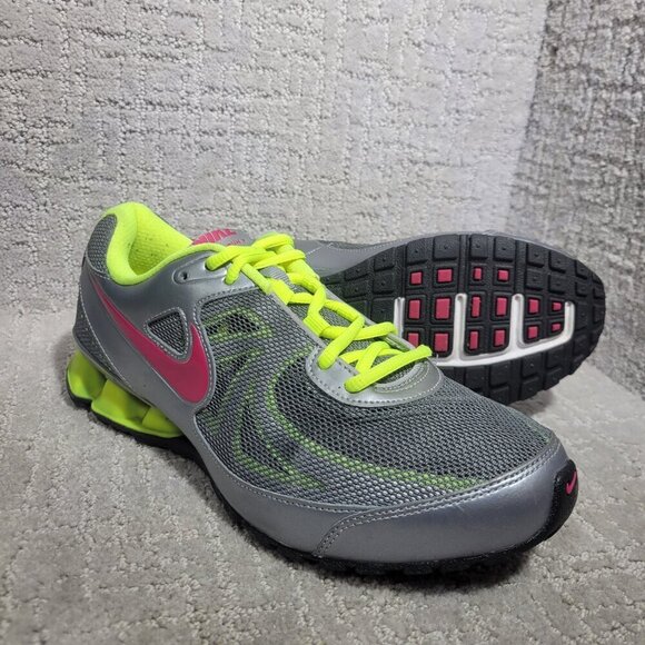 Nike Reax Run 7 Women's Size 9 US Gray Neon Green Running Shoes 525755-001 - Picture 9 of 10